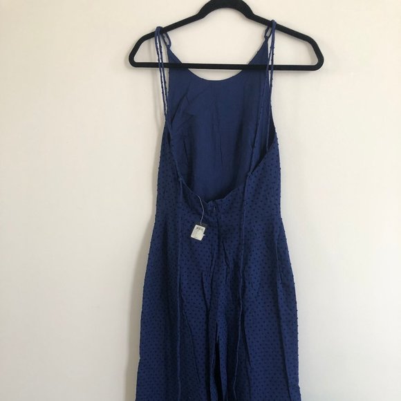 Club Monaco | Adeva Open-Back Jumpsuit - Picture 3 of 6